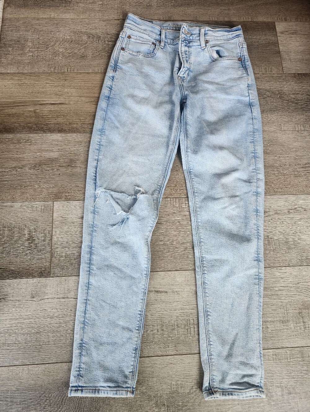 American Eagle Women's 90's Skinny Jeans Distressed Size 2 Regular